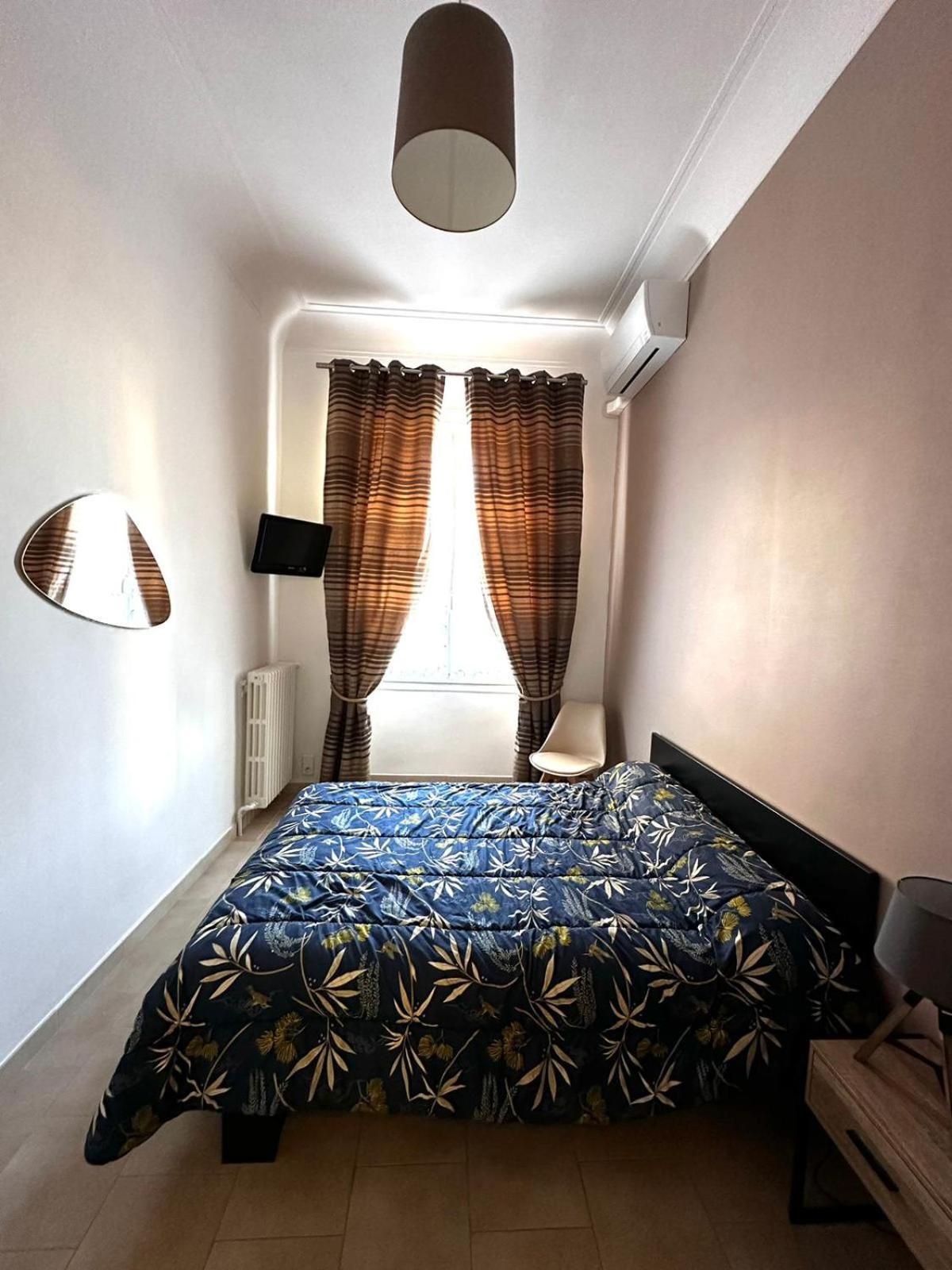 Appartement 4 A 8 Personnes, Spacieux De Standing Classe 4 Etoiles Ним Экстерьер фото